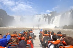 Recorrido-de-aventura-en-las-Cataratas-del-Iguazu2