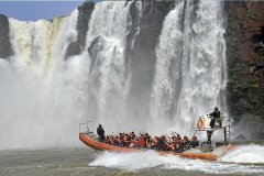 Recorrido-de-aventura-en-las-Cataratas-del-Iguazu4